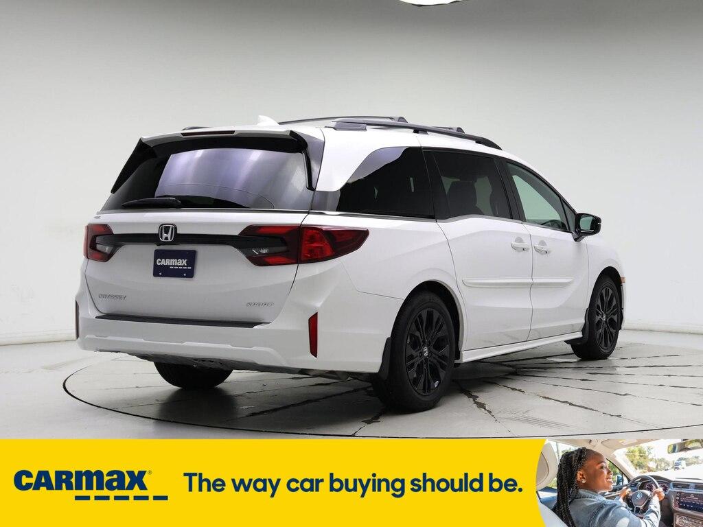 used 2025 Honda Odyssey car, priced at $45,998