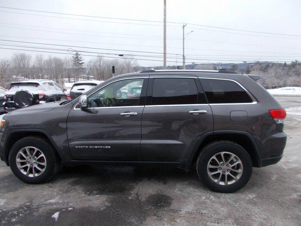 used 2015 Jeep Grand Cherokee car, priced at $12,900