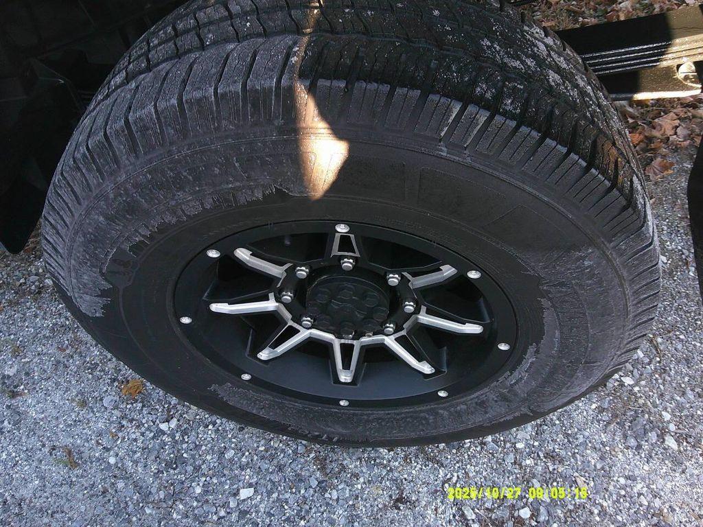 used 2017 GMC Sierra 2500 car, priced at $19,900