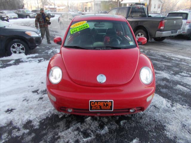 used 2002 Volkswagen New Beetle car, priced at $4,495