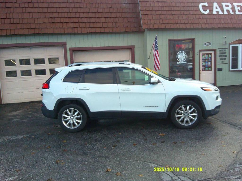 used 2014 Jeep Cherokee car, priced at $6,900