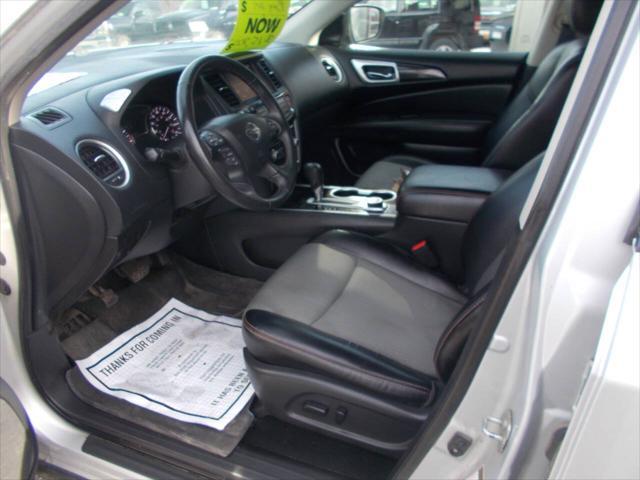 used 2020 Nissan Pathfinder car, priced at $15,900