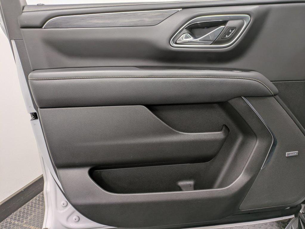 used 2023 GMC Yukon car, priced at $59,900