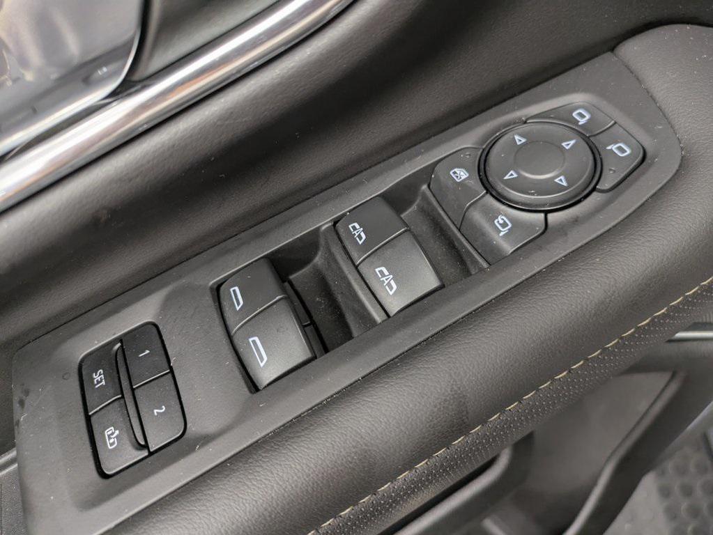 used 2023 GMC Yukon car, priced at $62,815