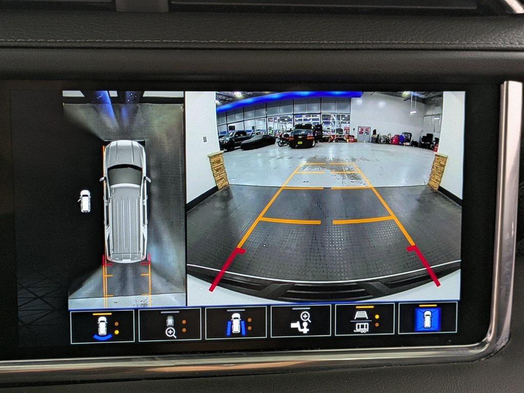 used 2023 GMC Yukon car, priced at $66,115