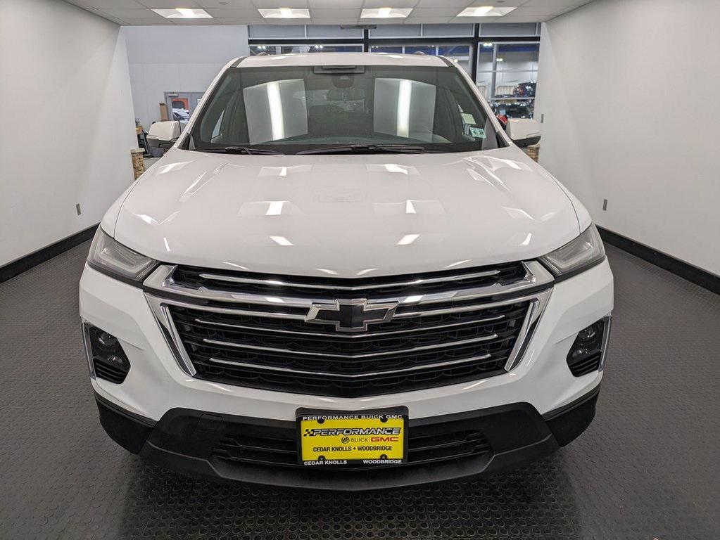 used 2023 Chevrolet Traverse car, priced at $25,166