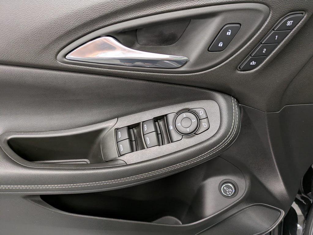 used 2022 Buick Encore GX car, priced at $24,900