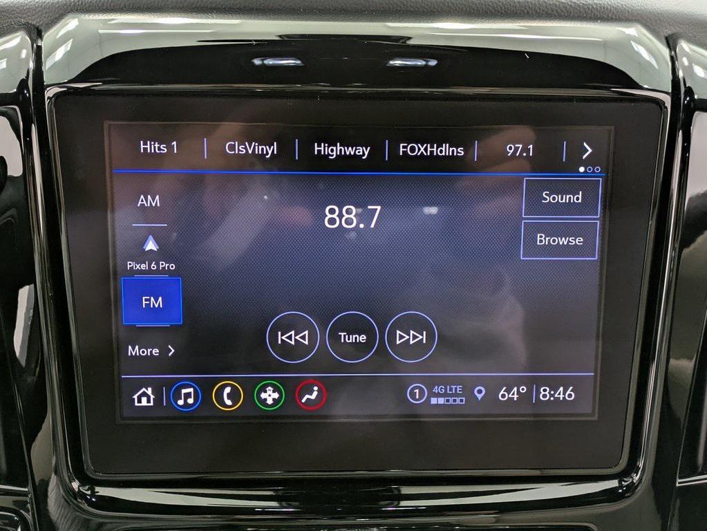 used 2023 Chevrolet Traverse car, priced at $35,900