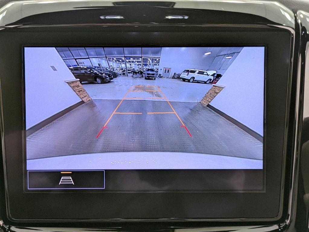 used 2023 Chevrolet Traverse car, priced at $35,900