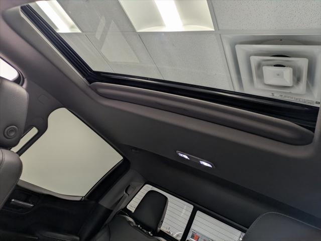 used 2022 GMC Sierra 1500 car, priced at $47,900