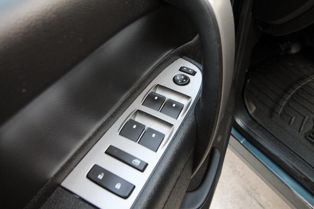 used 2012 GMC Sierra 2500 car, priced at $21,850
