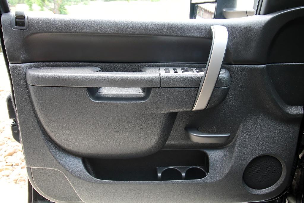 used 2014 Chevrolet Silverado 2500 car, priced at $26,995