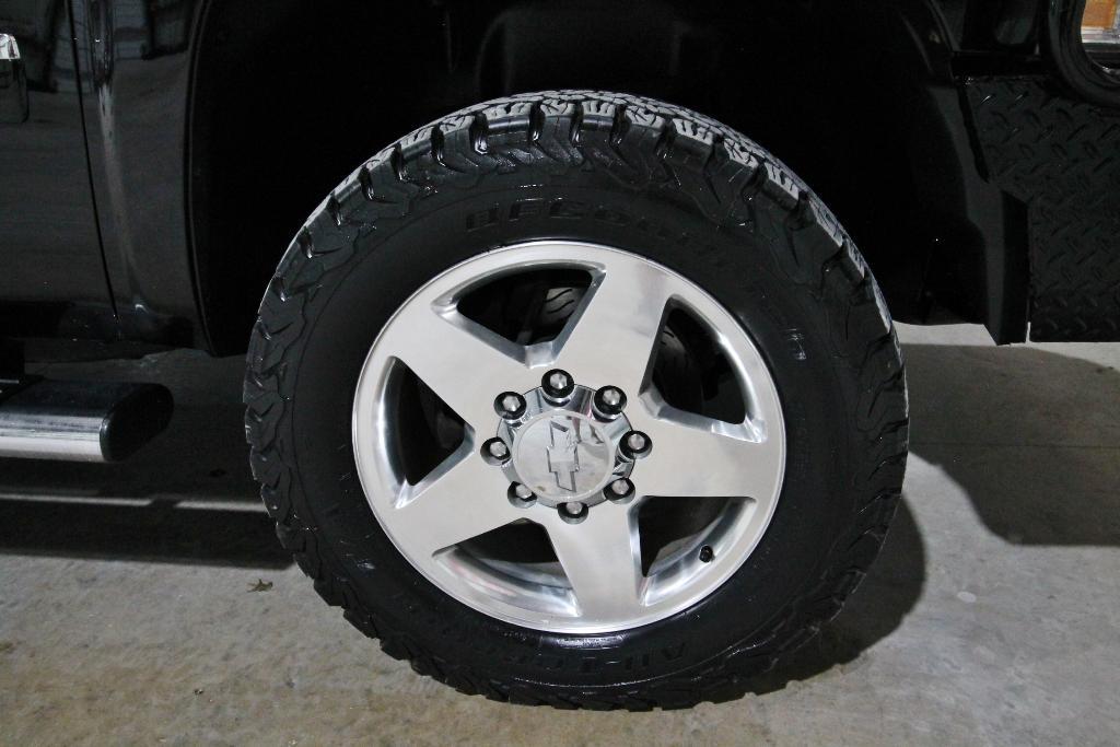 used 2014 Chevrolet Silverado 2500 car, priced at $26,995