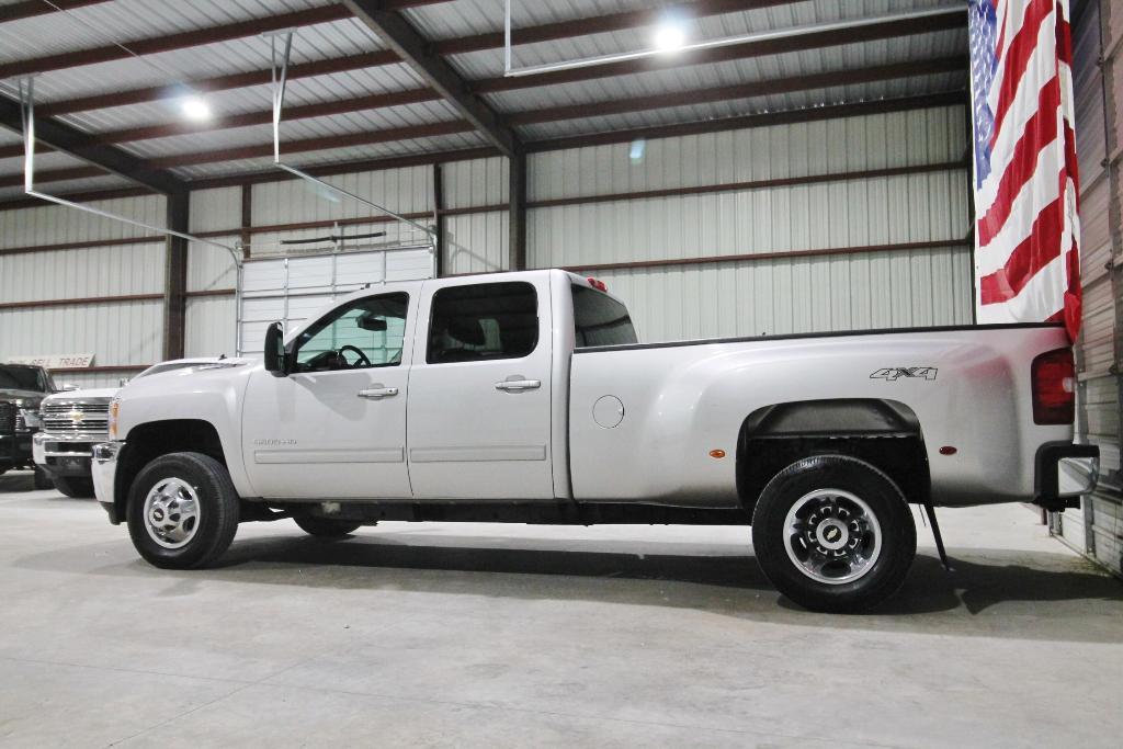 used 2011 Chevrolet Silverado 3500 car, priced at $28,888