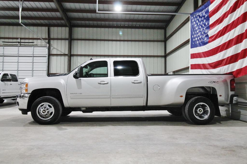 used 2011 Chevrolet Silverado 3500 car, priced at $28,888