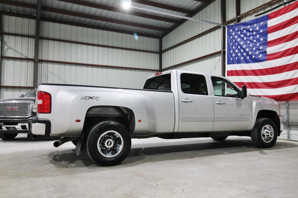 used 2011 Chevrolet Silverado 3500 car, priced at $28,888