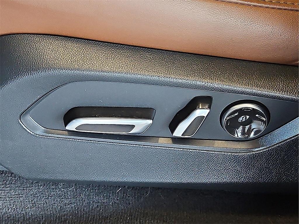 used 2023 Acura MDX car, priced at $40,517