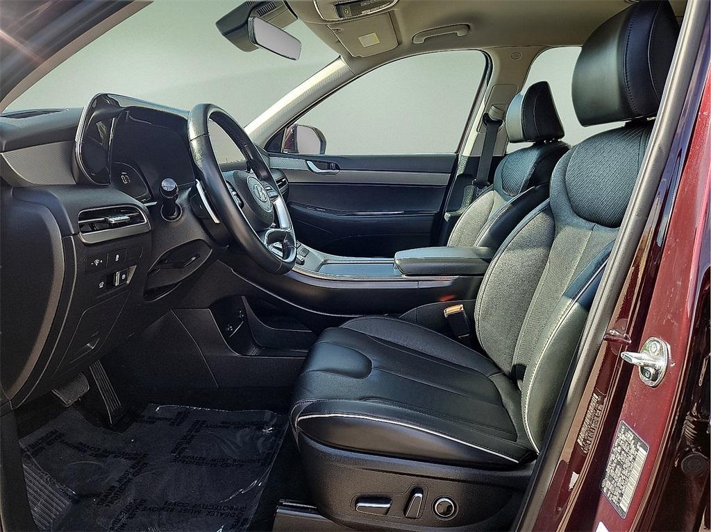 used 2024 Hyundai Palisade car, priced at $34,167