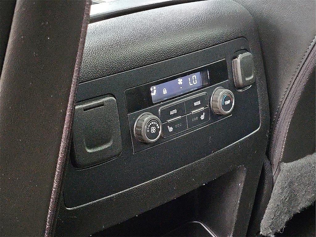 used 2018 GMC Yukon car, priced at $31,187