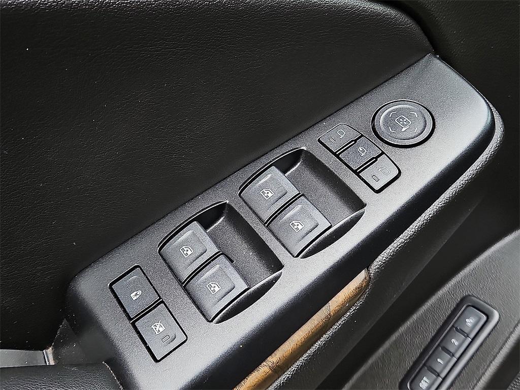 used 2018 GMC Yukon car, priced at $31,187