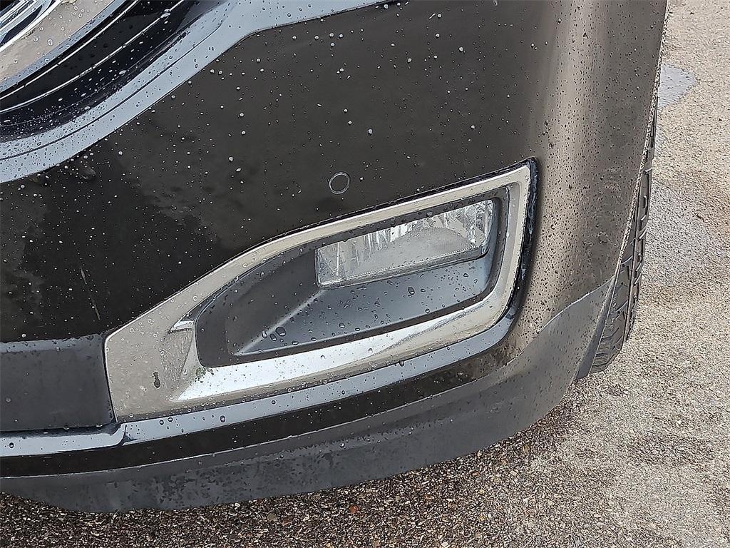 used 2018 GMC Yukon car, priced at $31,187