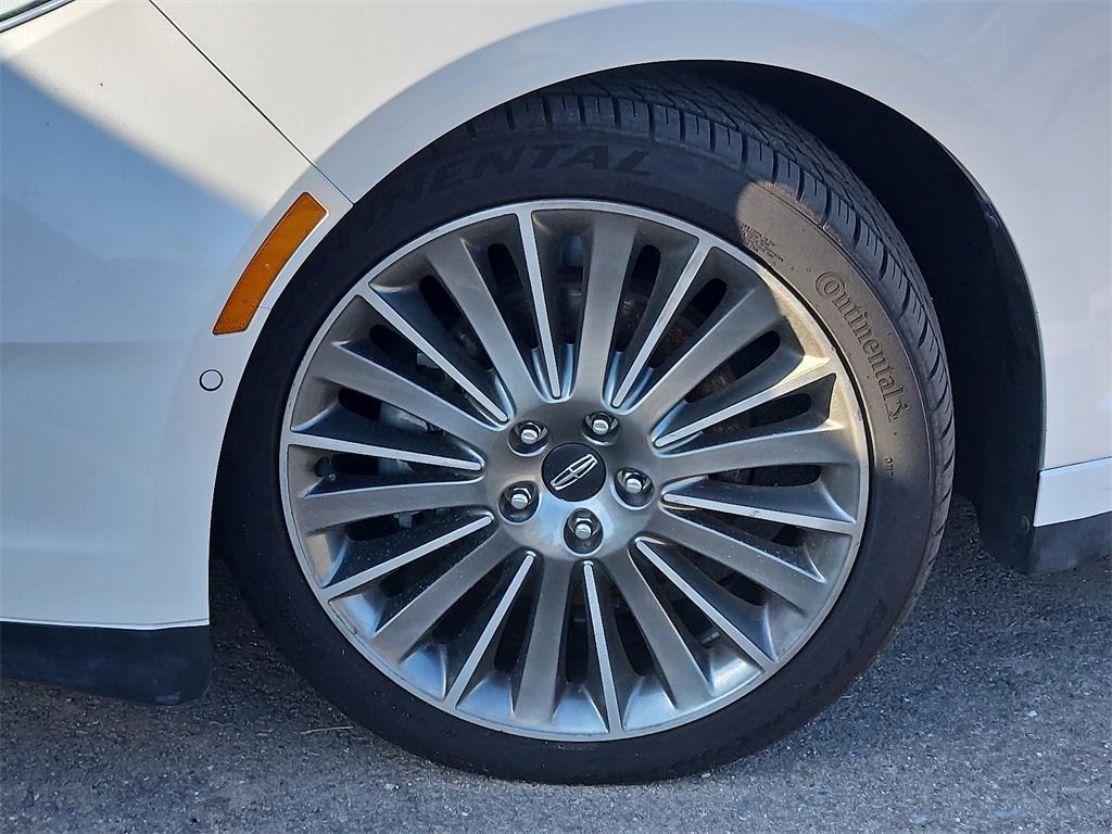 used 2013 Lincoln MKZ car, priced at $13,297