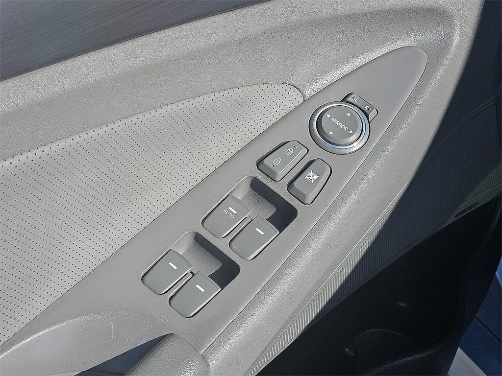 used 2014 Hyundai Sonata Hybrid car, priced at $8,797