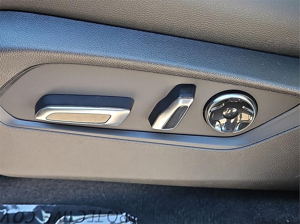 new 2026 Acura MDX car, priced at $53,750