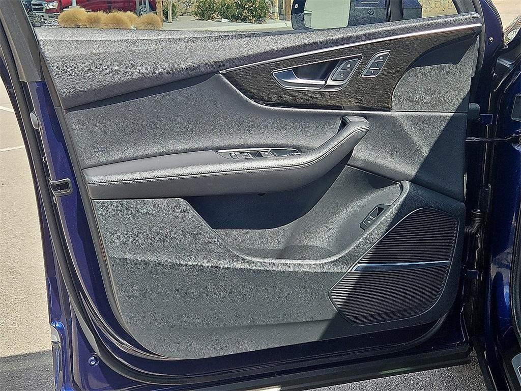 used 2023 Audi Q7 car, priced at $36,147