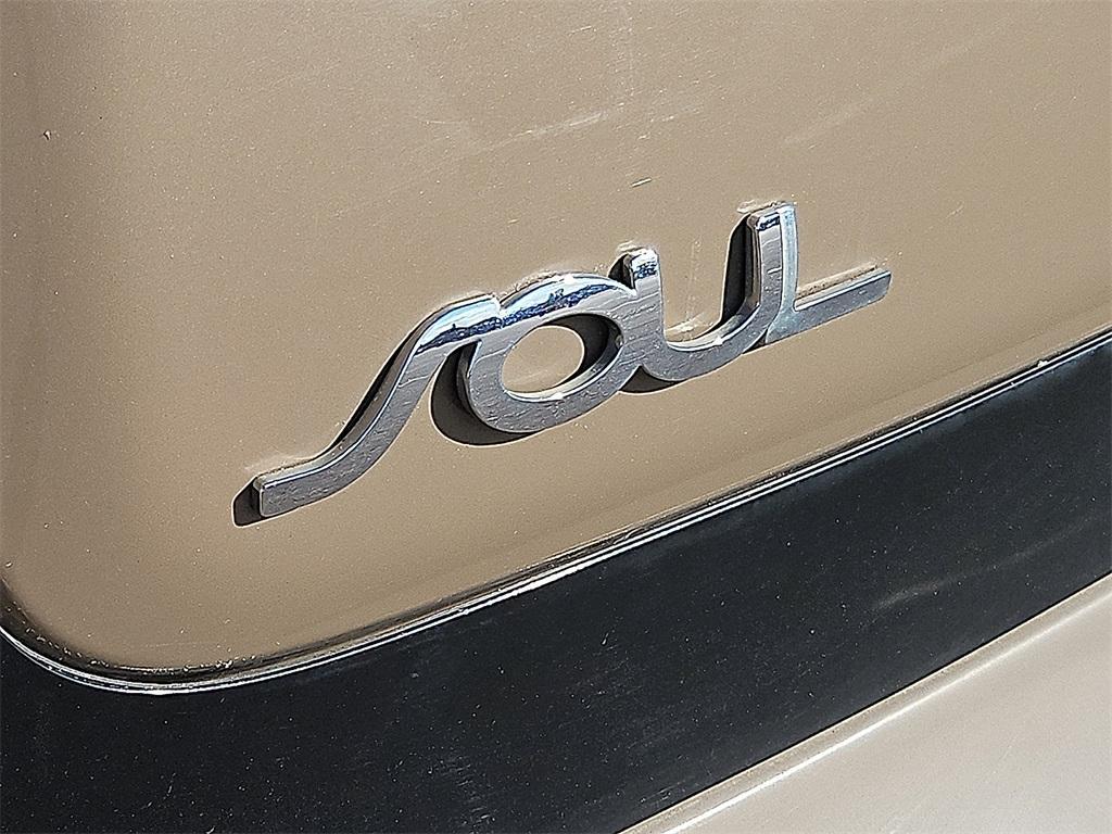 used 2015 Kia Soul car, priced at $11,187