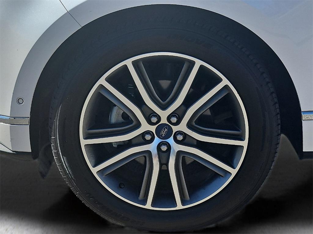 used 2019 Ford Edge car, priced at $15,977