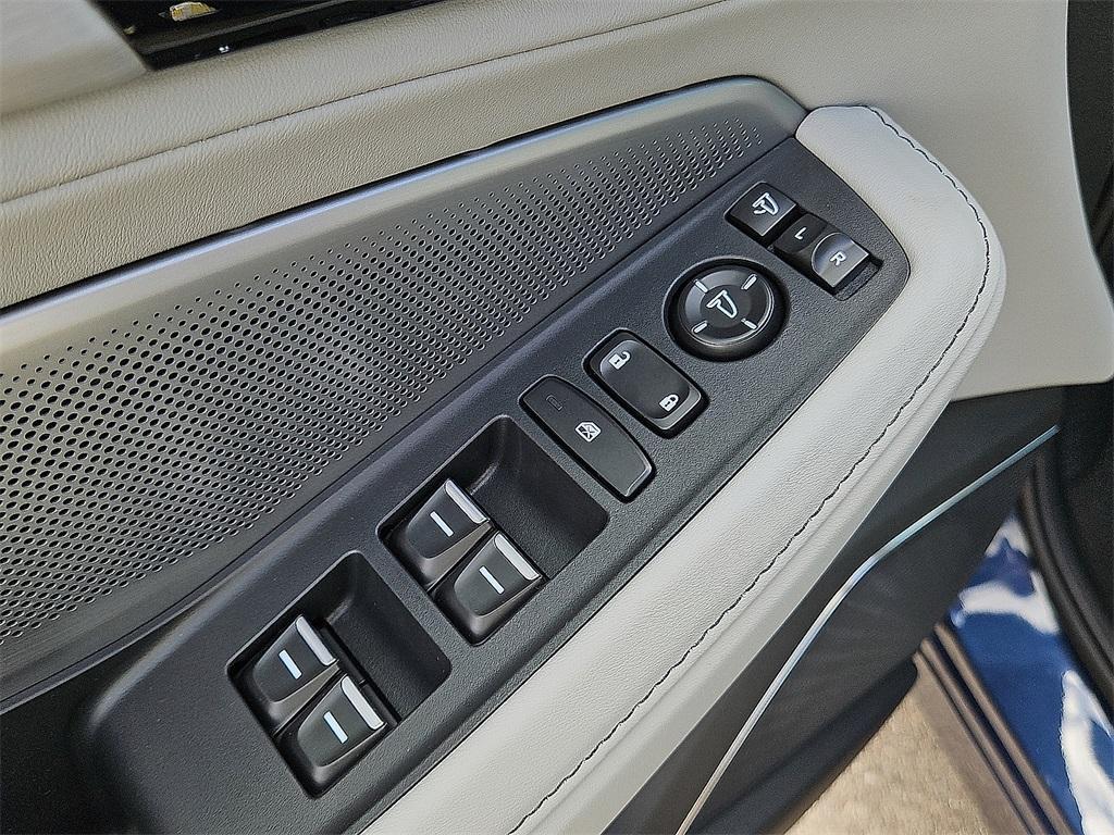 new 2026 Acura MDX car, priced at $58,550