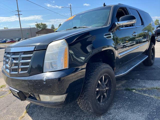 used 2009 Cadillac Escalade ESV car, priced at $5,995