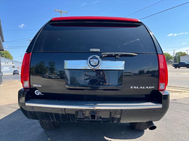 used 2009 Cadillac Escalade ESV car, priced at $5,995