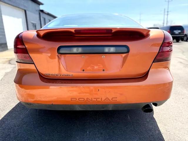 used 2005 Pontiac Grand Prix car, priced at $2,995