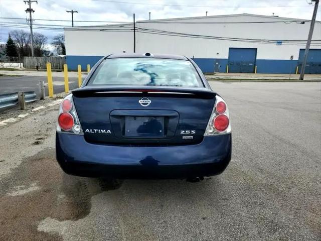 used 2006 Nissan Altima car, priced at $3,495