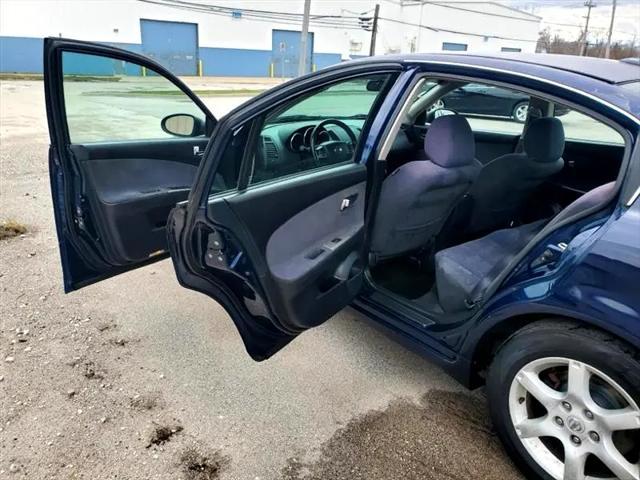 used 2006 Nissan Altima car, priced at $3,495