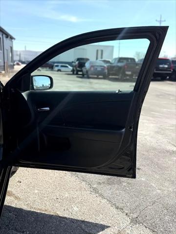 used 2014 Chrysler 200 car, priced at $5,995
