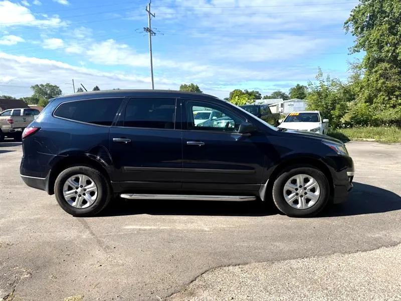 used 2015 Chevrolet Traverse car, priced at $4,295