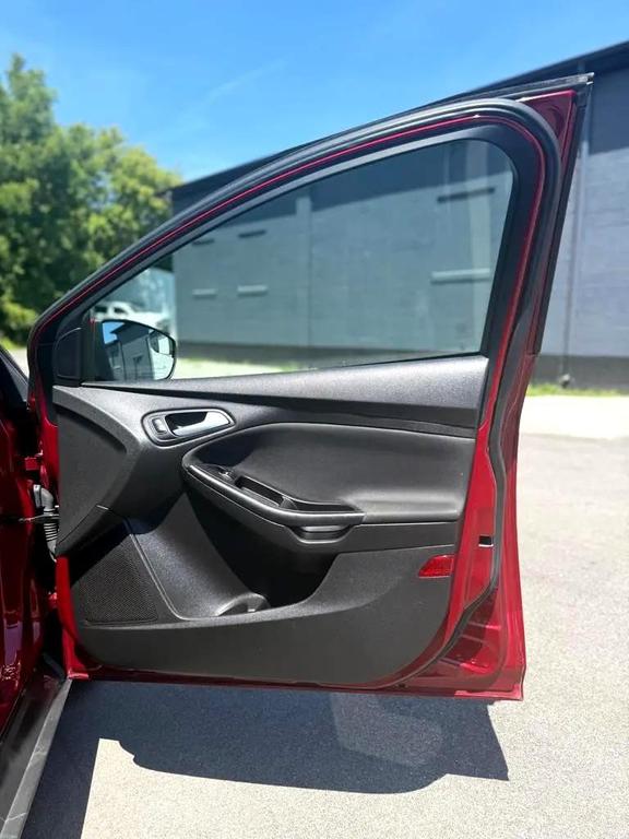used 2016 Ford Focus car, priced at $5,495