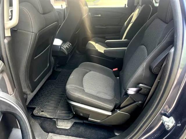 used 2014 Chevrolet Traverse car, priced at $7,995