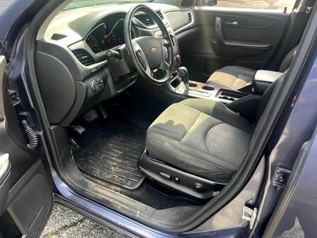 used 2014 Chevrolet Traverse car, priced at $7,995