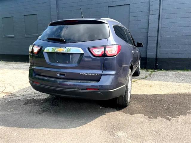 used 2014 Chevrolet Traverse car, priced at $7,995