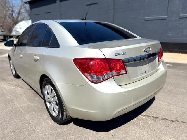 used 2014 Chevrolet Cruze car, priced at $5,995