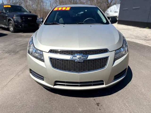 used 2014 Chevrolet Cruze car, priced at $5,995