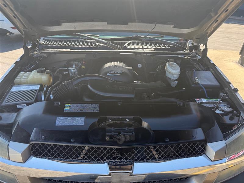 used 2003 Chevrolet Avalanche car, priced at $3,995