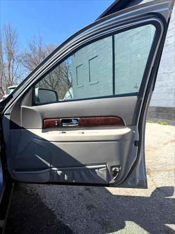 used 2000 Lincoln LS car, priced at $3,995