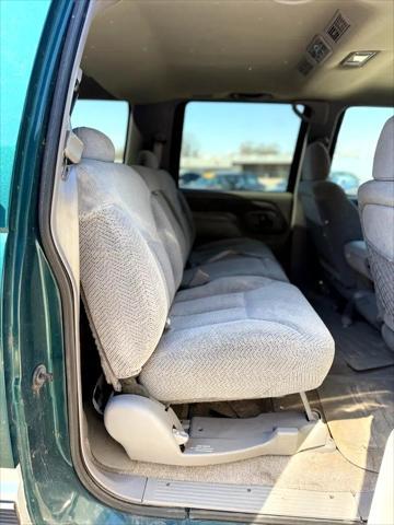 used 1995 GMC Suburban car, priced at $4,995