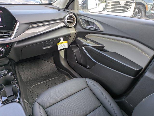 new 2025 Chevrolet Trax car, priced at $25,089