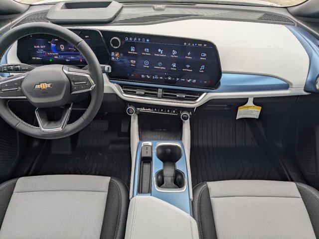 new 2025 Chevrolet Equinox EV car, priced at $44,615
